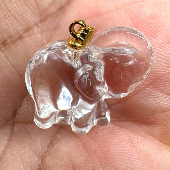 Vintage Avon Glass Elephant Pendant Necklace On Gold-Tone Chain For Women - Picture 6 of 7